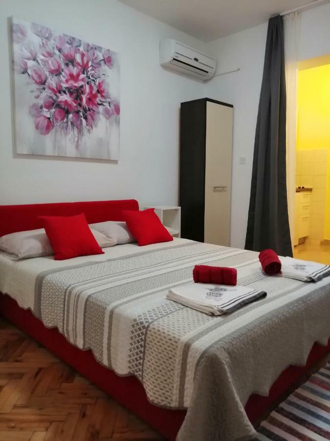 Apartment Korina *